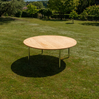 Table-ronde-en-bois-9pers