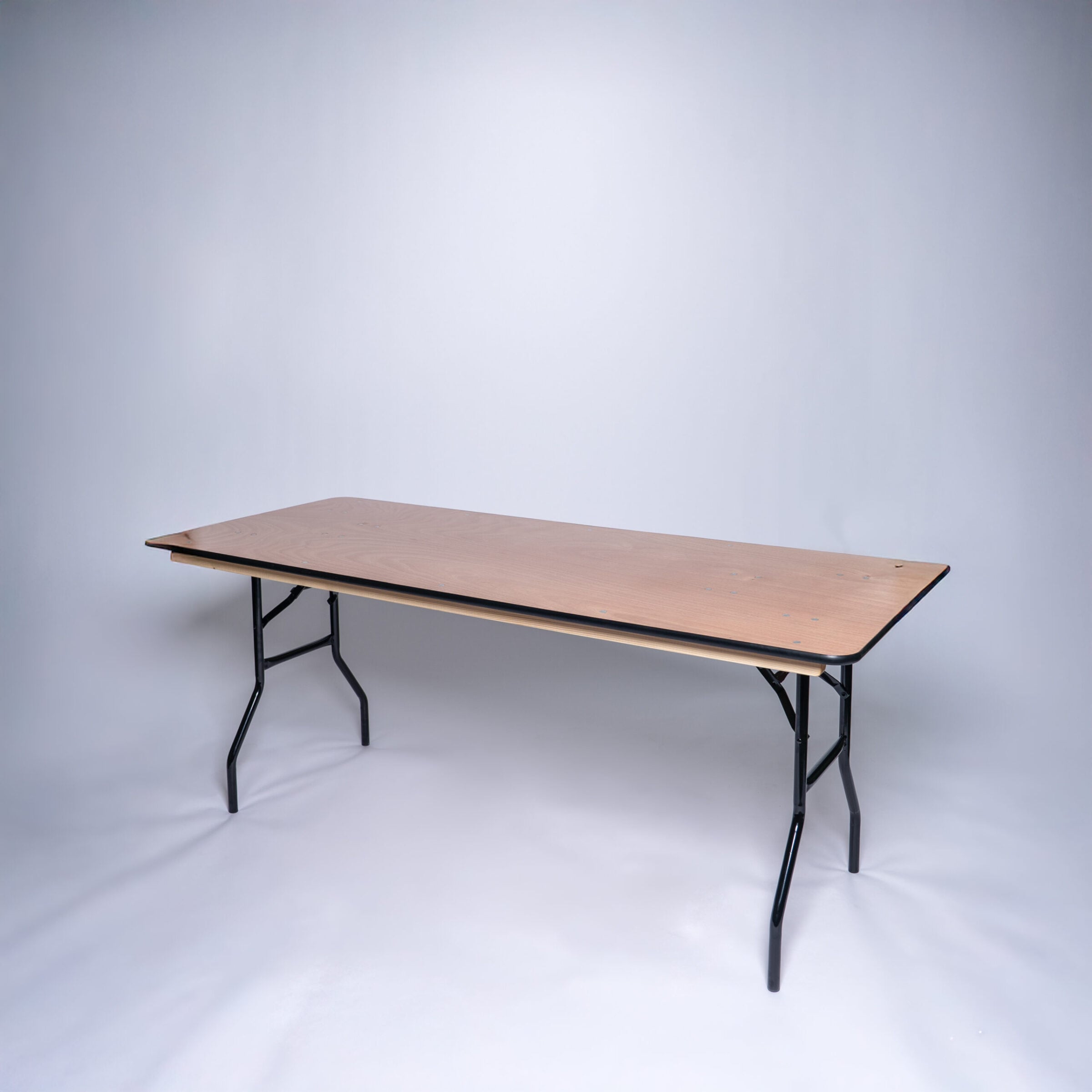Table traiteur en bois rectangulaire